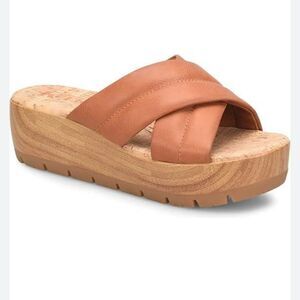 New KORKS Women's Faithe Brown Leather Platform comfortable high Cork size 9